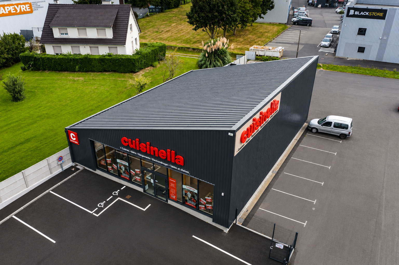 Construction d&rsquo;un magasin pour Cuisinella