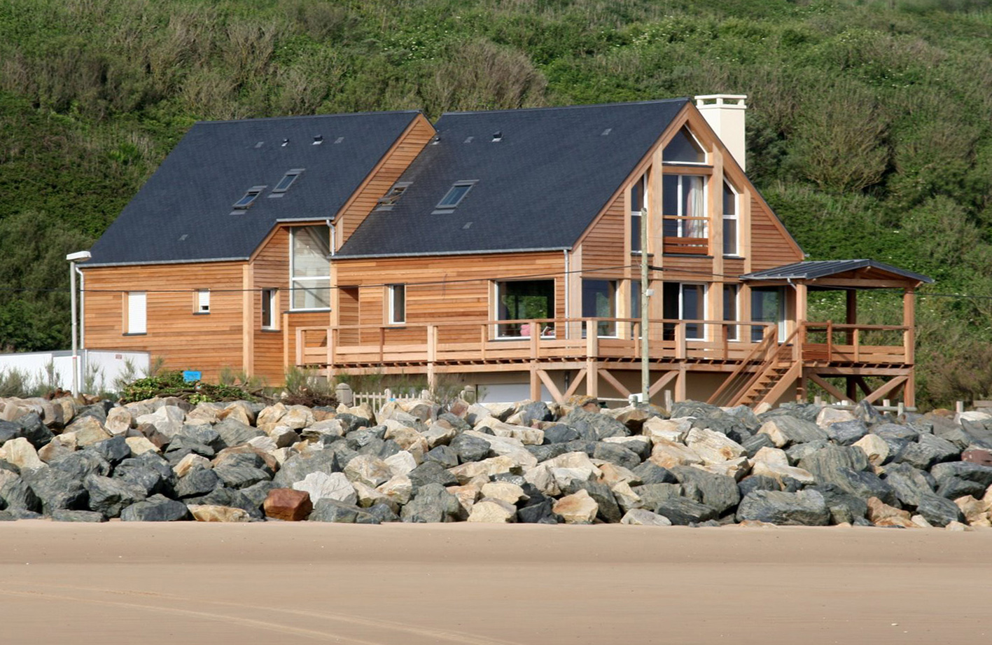 Pourquoi la maison à ossature bois séduit-elle autant les propriétaires en 2026 ?