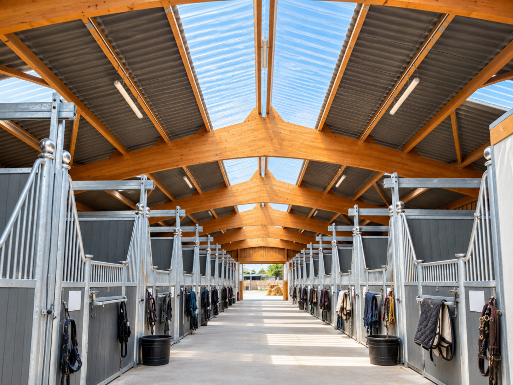 Barn&rsquo;s équestre avec terrasses individuelles